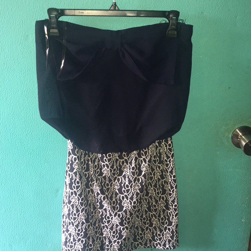 Strapless dress